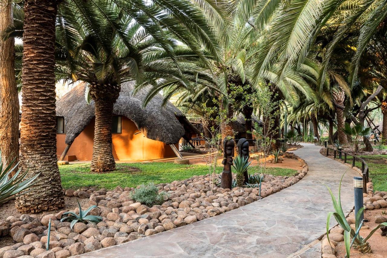 Omaruru Game Lodge Экстерьер фото